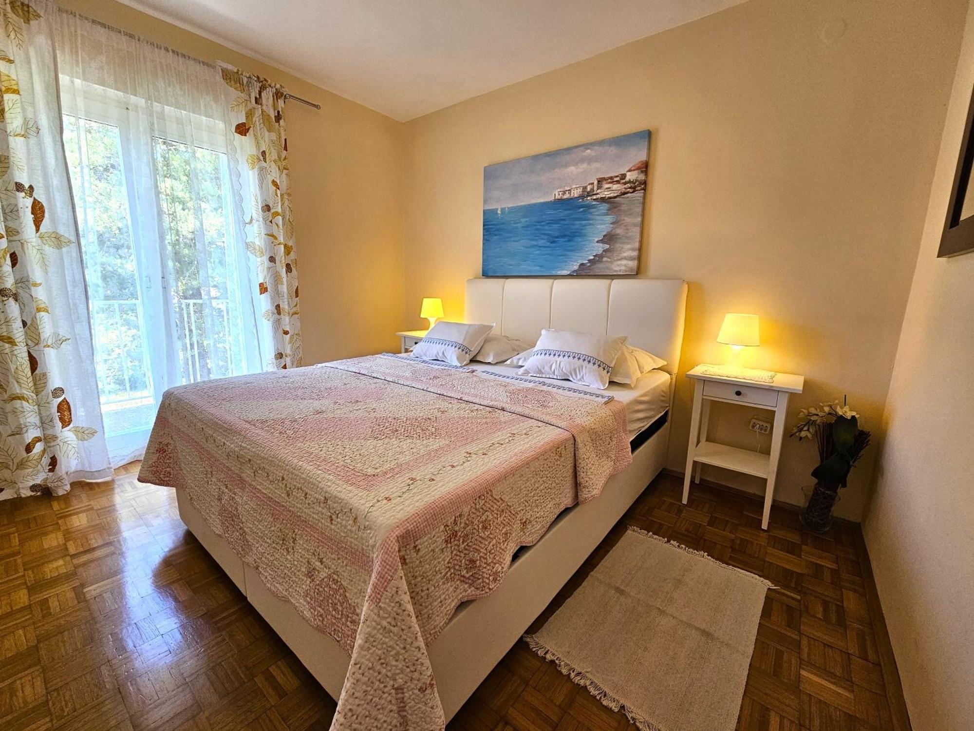 Apartments Mirko Малинска Экстерьер фото